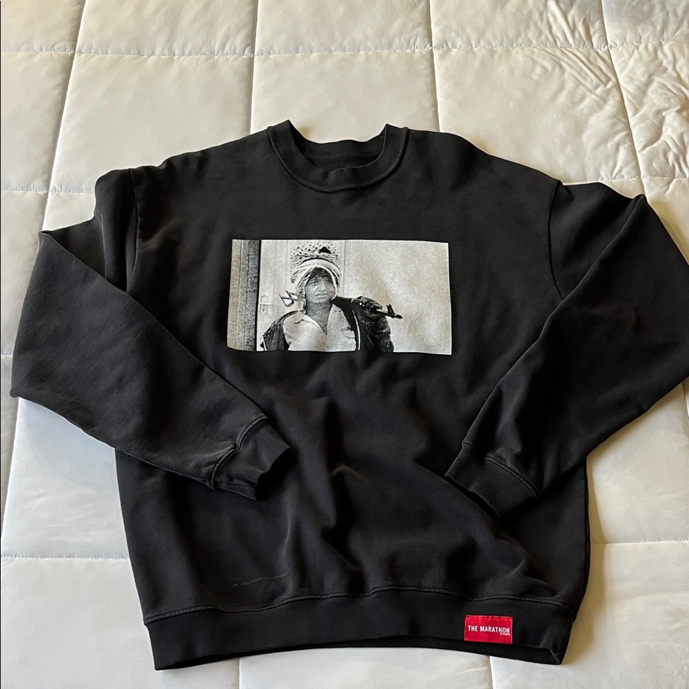 Crewneck sweater